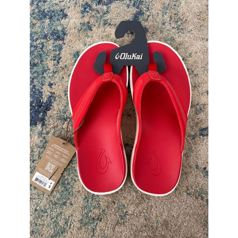 NWT OluKai Leeward Red Flip Flop Sandals